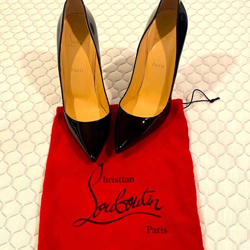 Sold - do not buy - "So Kate" black patent sz 40.5